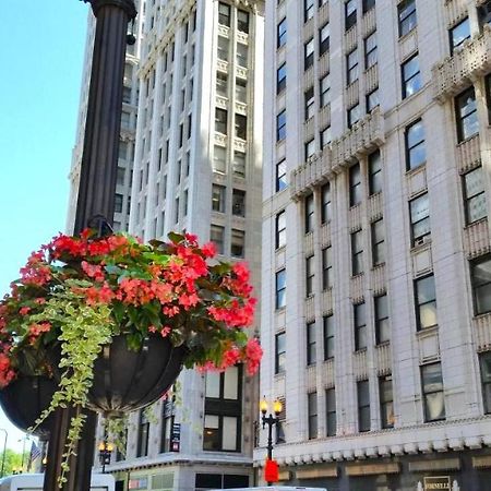 The Chicago Hotel Collection Millennium Park Exterior photo