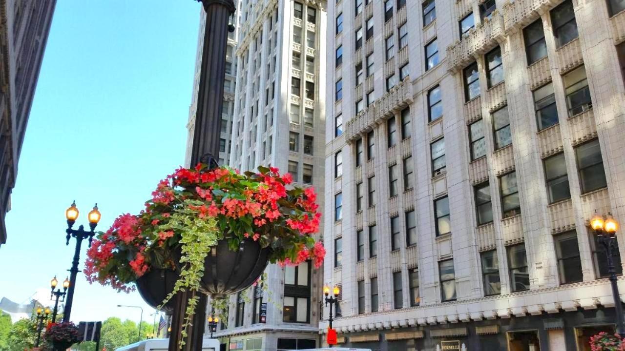 The Chicago Hotel Collection Millennium Park Exterior photo